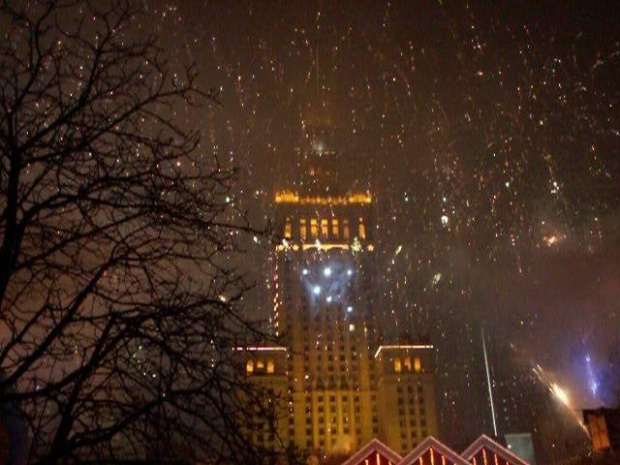 Powitanie 2008 roku na Placu Defilad w Warszawie.