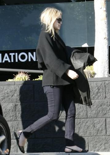 Ashley shopping in Beverly Hills-paparazzi styczeń 2007