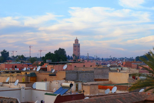 widok z Palais el-Badi na Kasbah Mosque i miasteczko anten satelitarnych ;) #Marrakesz #maroko