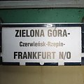 tablica kierunkowa pociągu Zielona Góra - Frankfurt n/O