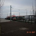 Citadis i Bombardier na pętli tramwajowej Chełm-Witosa. Citadis został chwilę wcześniej naprawiony #Chełm #Gdańsk #Citadis #Bombardier #ZKMGdańsk #tramwaj #tramwaje