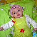 Mama mówi,że jak ponoszę czapeczkę to uszki mi nie będą odstawały,ale chyba żartuje-bo mam cudowne uszy:-)
