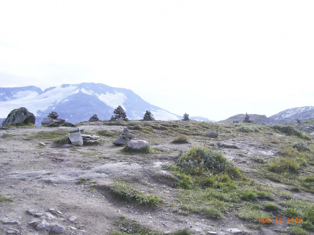 Norwegia-Sognefjellsvegen,stosy pamięci