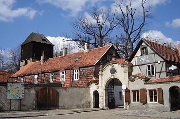 Drewniany kosciol wykonany w technice fachwerk czyli muru pruskiego. Swiatynia Ewangelicka. Obiekt wpisany na liste swiatowego dziedzictwa UNESCO. #Slask #DolnySlask #Silesia #Schlesien #Slezsko #Friedenskirche #KosciolPokoju
