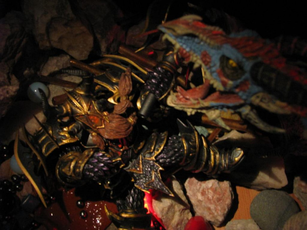 Cykl złodzieje skarbów, czyli historie tych, którzy chcieli pozbawić smoki gromadzonych przez nie klejnotów #smok #dragon #figurki