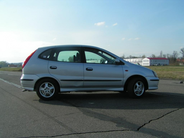 Nissan Almera Tino 2,2Di RP: 03/2001 #NissanAlmeraTino2