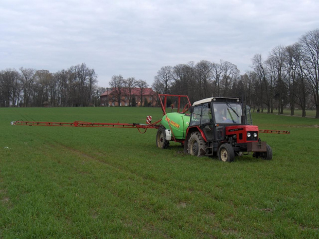 Baza dydaktyczna szkoły pozwala na łączenie teorii z praktyką... #Sobieszyn #Brzozowa