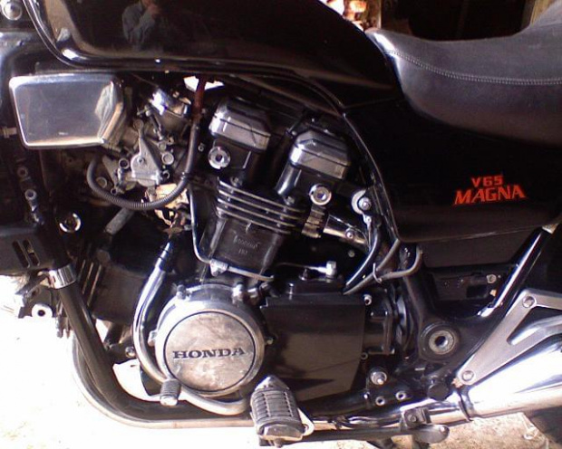 honda magna vf 1100 85r