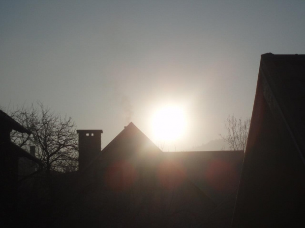 słońce we mgle ..