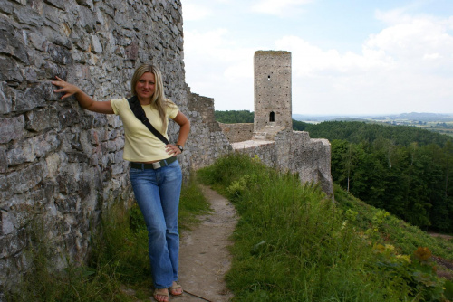 Góry Swiętokrzyskie - riuny zamku w Chęcinach #GóryŚwiętokrzyskie #ŚwiętyKrzyz #ŁysaGóra #Łysica #DąbBartek