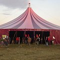 ostatnie chwile na Creamfields i godzina 8.30 koniec