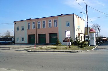 LUBOCHNIA - budynek Ochotniczej Straży Pożarnej #Lubochnia #OSP #StrażPożarna #remiza #Łódzkie #PowiatTomaszowski