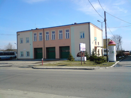 LUBOCHNIA - budynek Ochotniczej Straży Pożarnej #Lubochnia #OSP #StrażPożarna #remiza #Łódzkie #PowiatTomaszowski