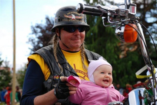 Fajnego motocyklistę poznałam na zlocie Harleya Dawidsona( czy jak to się tam pisze):)