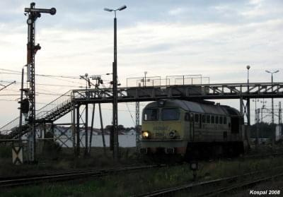 28.08.2008 ST44-798 zjeżdża na szopę po przyprowadzeniu pociągu towarowego z Poznania Franowa.