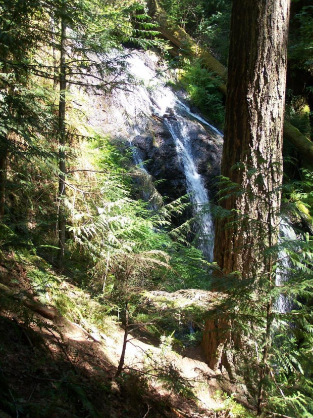 cascade falls wodospad