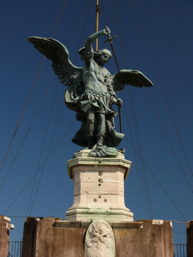 Castel Sant'Angelo - figura św. Michała Archanioła z XVIII w. #Rzym