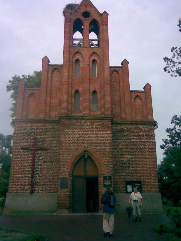 Swięty Gaj - parafia Kwietniewo- fronton kościoła