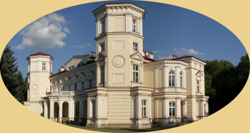 Pałac Lubomirskich w Przemyślu (panorama z 3 zdjęć)
