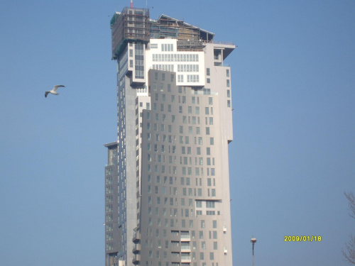 Najwyższy budynek mieszkalno-handlowy w Gdyni - Sea Tower 136m