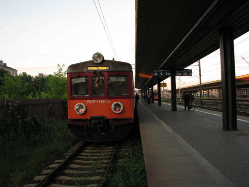 Potem dojazd do Krzeszowic przyśpieszonym PKP.