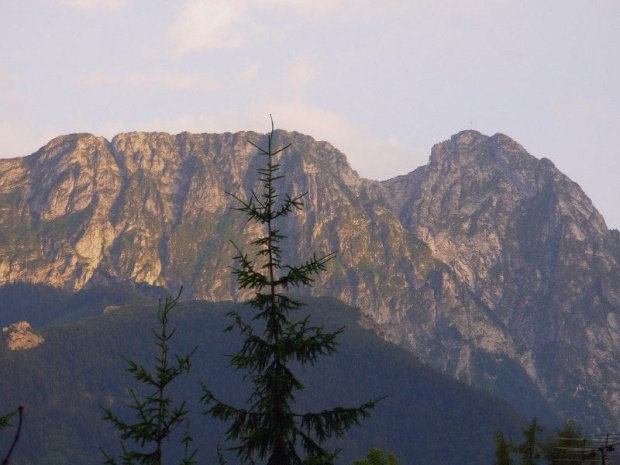 daleko--Giewont #tatry