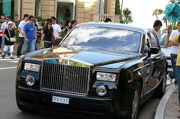 Bryki przed Kasynem :) #MonacoIMonteCarlo