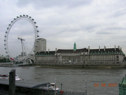 London Eye, Waterloo Milennium Pier..(tak mi sie przynajmniej wydaje):P:P