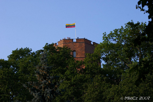 Wieża Gedymina. Z Gedyminem nie ma ona nic wspólnego. Jest pozostałością Zamku Górnego zborzonego przez wojska polskie. #Wilno