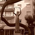 statua na placu w centrum Taragony #tarragona #statua