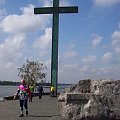 Krzyż przy tamie we Włocławku