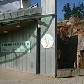 Holmenkollen, skocznia przy progu, muzeum narciarstwa i ciek wodny